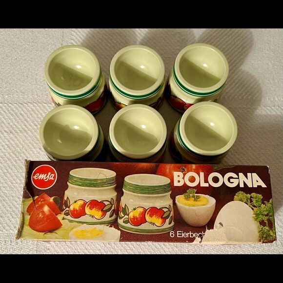 6 Vintage 1970’s Emsa West Germany Plastic Egg Cups W Box Set EUC Peach Pattern. - Picture 11 of 12